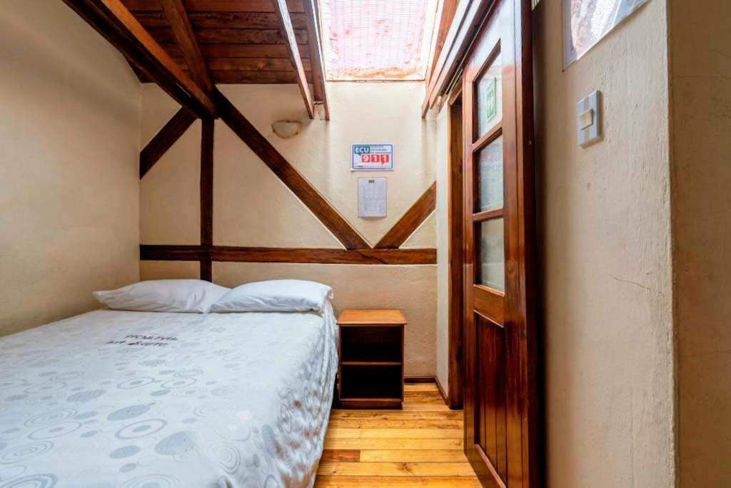 Hostal La Suite Сангольки Экстерьер фото