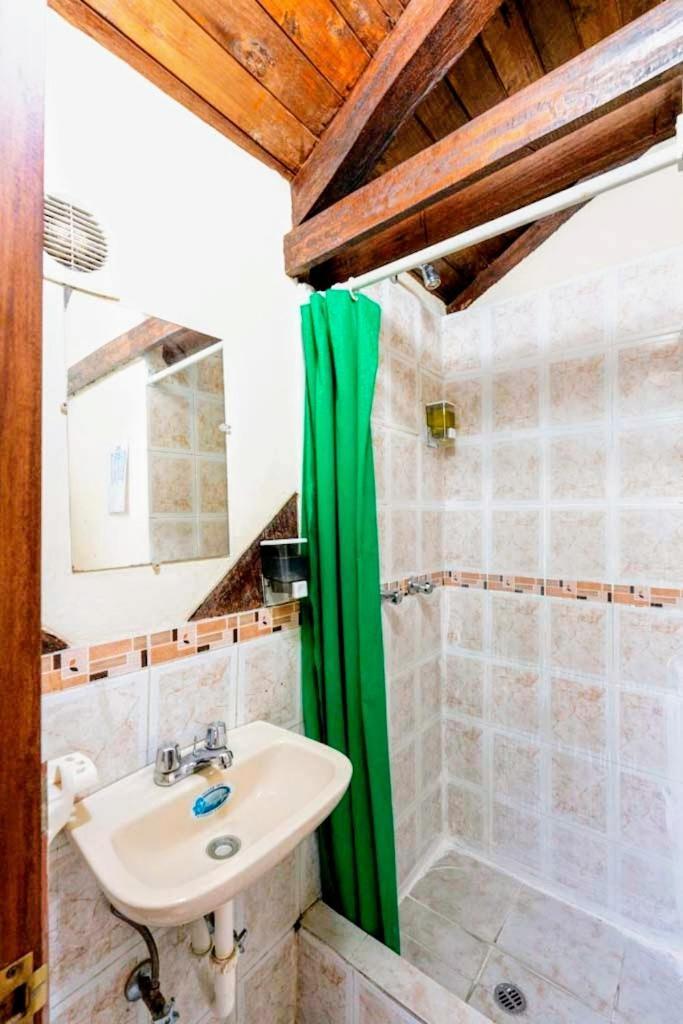 Hostal La Suite Сангольки Экстерьер фото