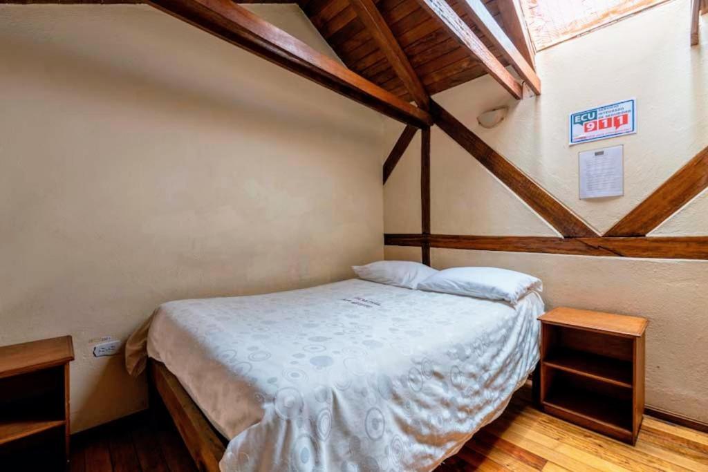 Hostal La Suite Сангольки Экстерьер фото