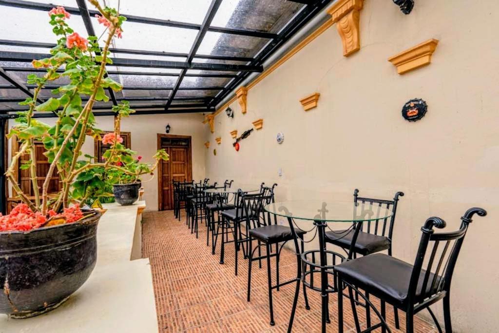 Hostal La Suite Сангольки Экстерьер фото