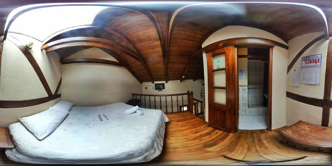 Hostal La Suite Сангольки Экстерьер фото